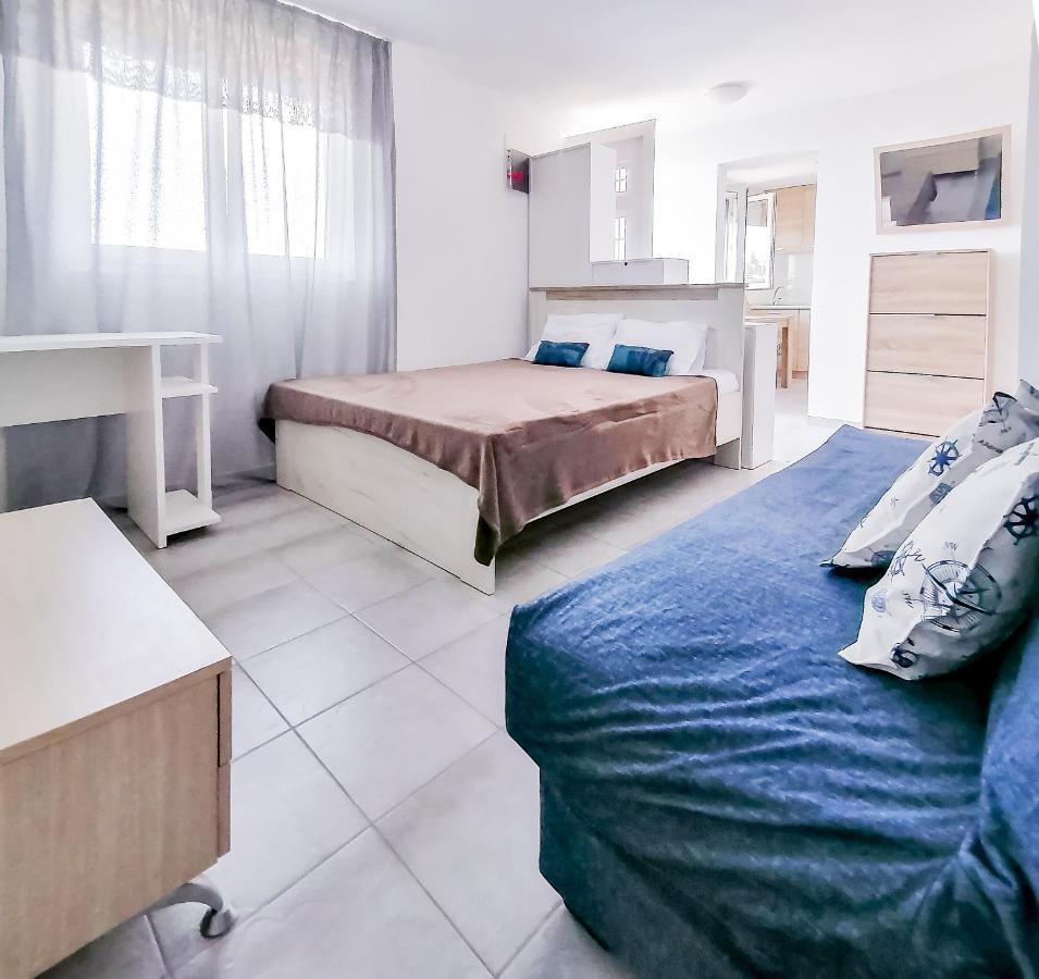 Apartments Siesta 蒂瓦特 外观 照片