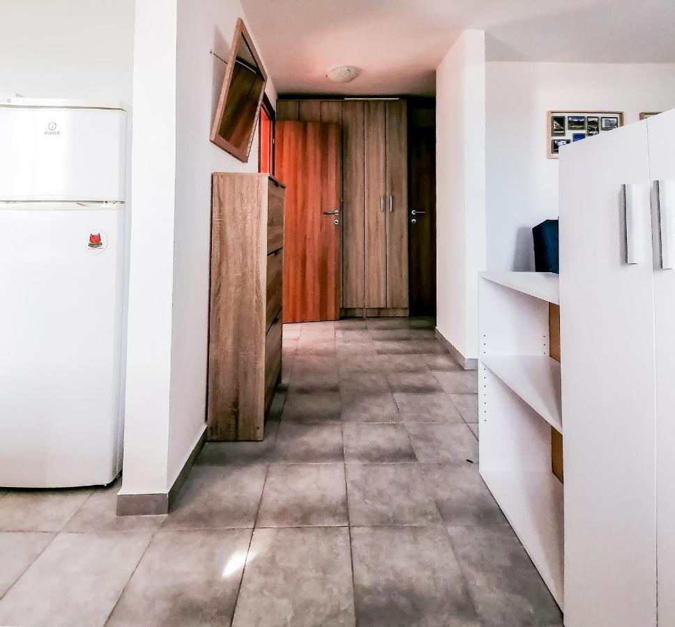 Apartments Siesta 蒂瓦特 外观 照片