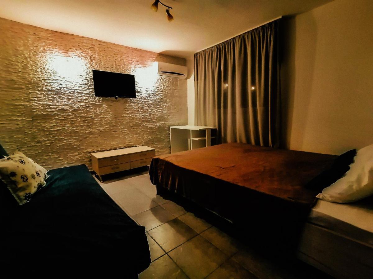 Apartments Siesta 蒂瓦特 外观 照片