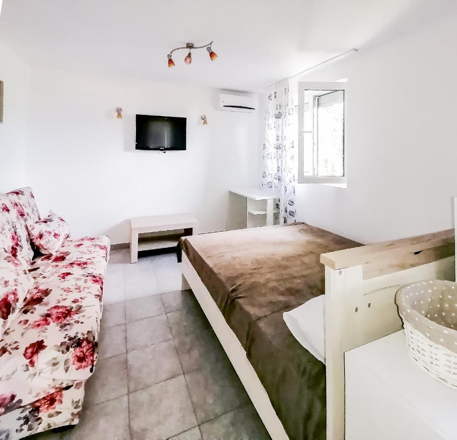 Apartments Siesta 蒂瓦特 外观 照片