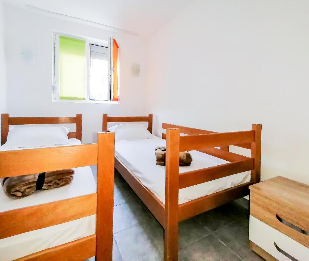 Apartments Siesta 蒂瓦特 外观 照片
