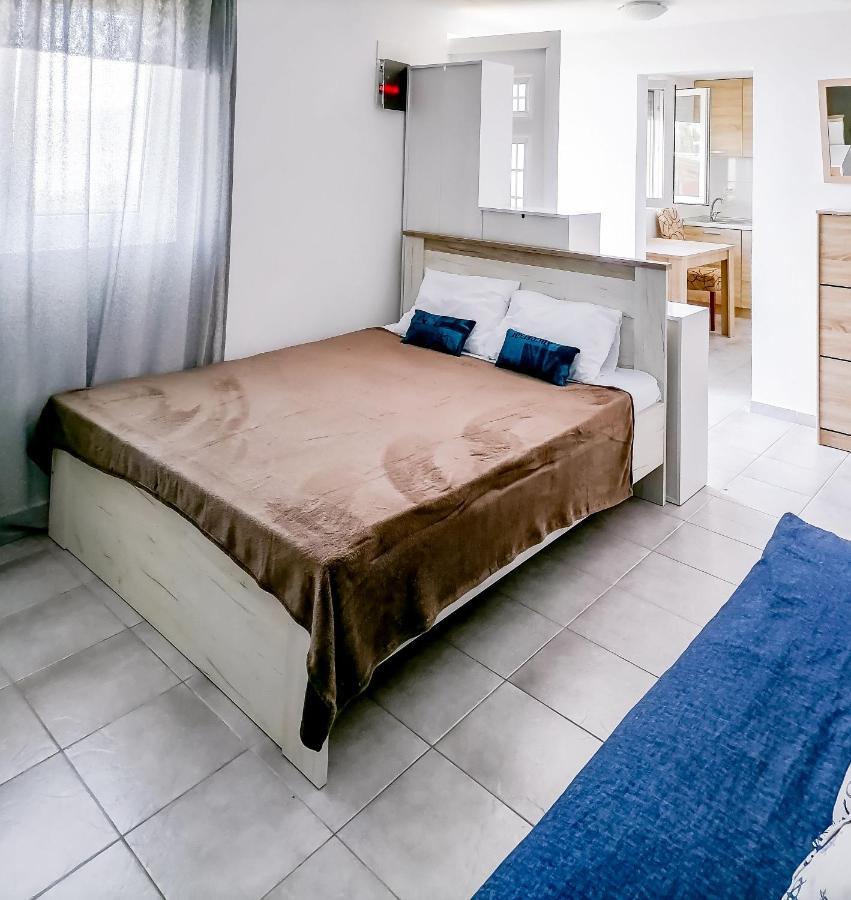 Apartments Siesta 蒂瓦特 外观 照片